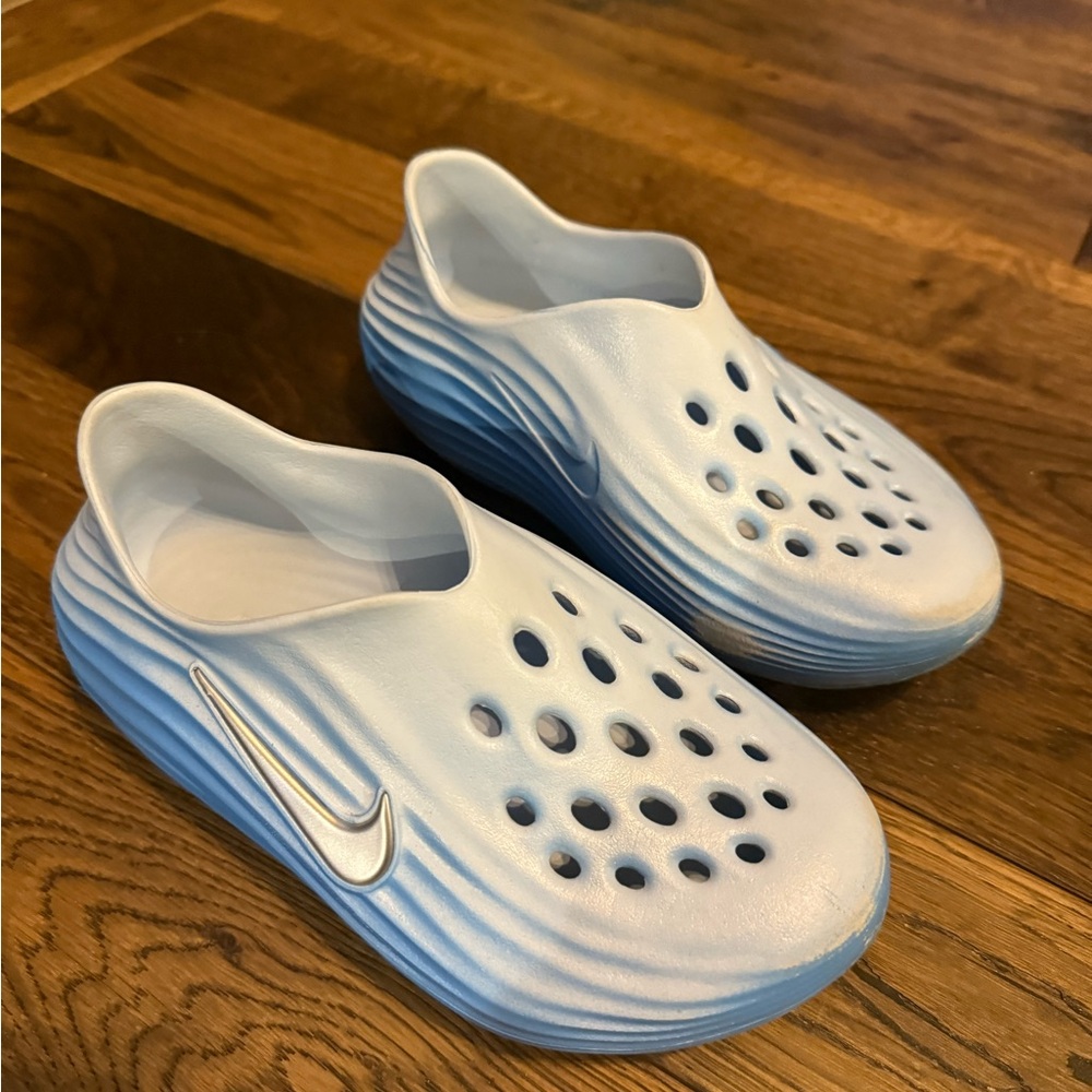 Nike sandals
